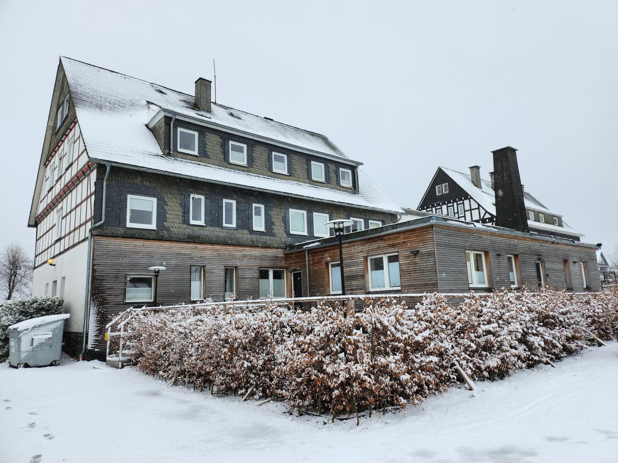 Die Zwei Loewen Ferienwohnungen Winterberg Exterior foto