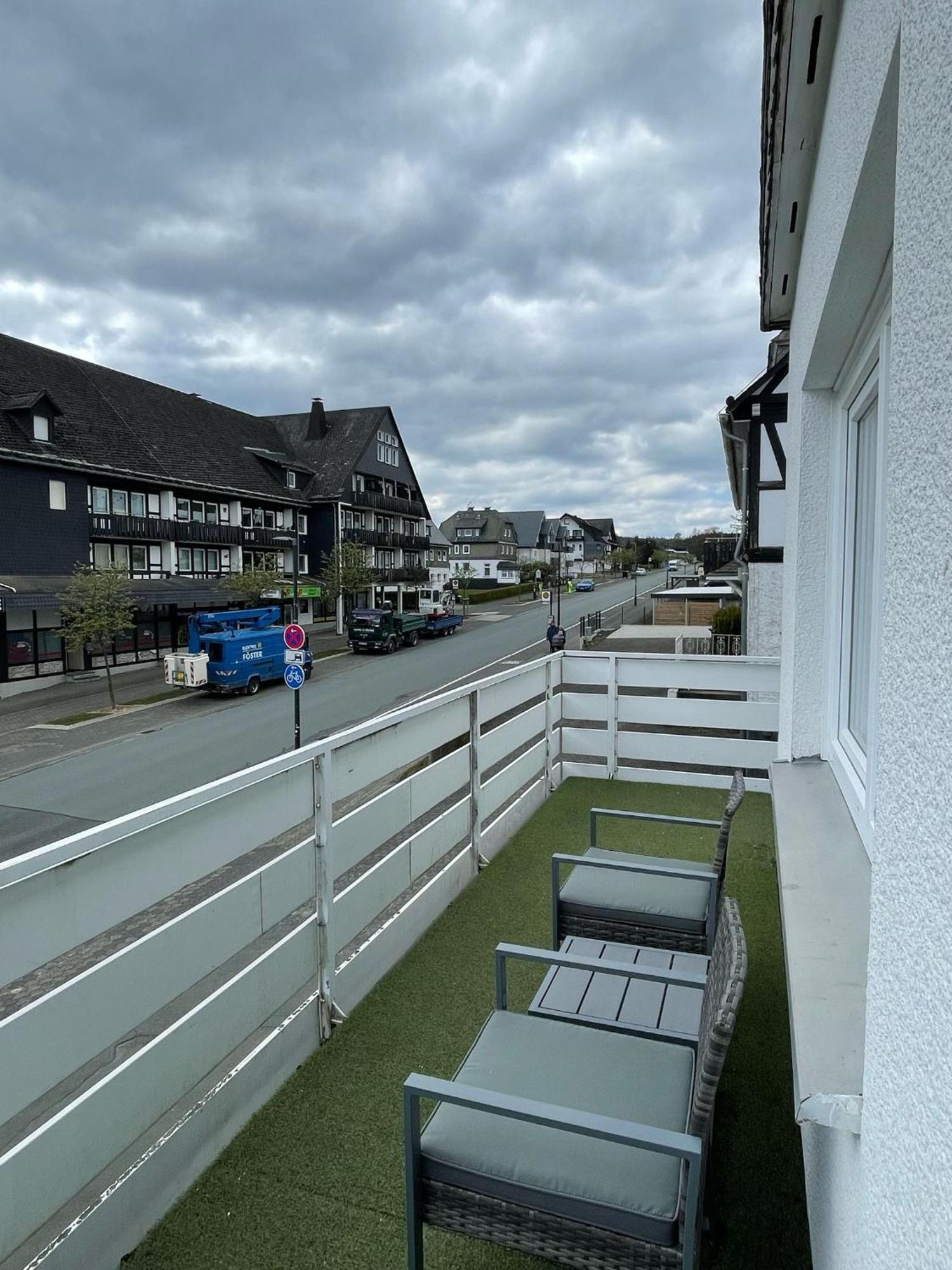 Die Zwei Loewen Ferienwohnungen Winterberg Exterior foto